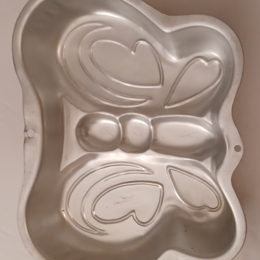 Wilton butterfly vintage cake pan